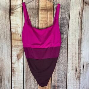 Athleta Swimsuit One Piece Coastline Electric Fuchsia Large Colorblock Summer‎